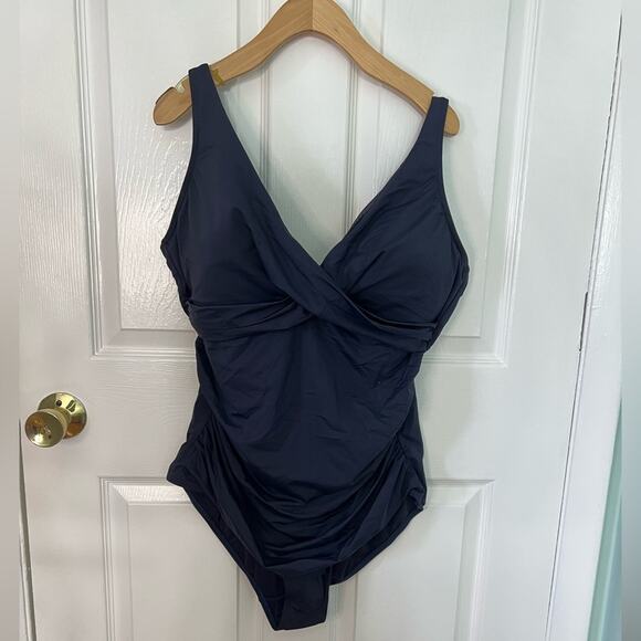 Sea Level Australia Navy Tummy Control Eco Essentials Cross Front One Piece 16 - Picture 4 of 9